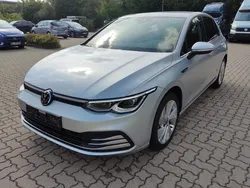 Zilver Gebruikt 2023 VW Golf VIII Pro | € 36.300 (Duur)