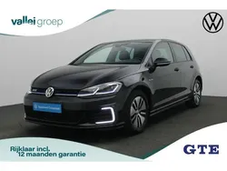 Zwart, metallic lak Gebruikt 2020 VW Golf VII GTE Hatchback | € 22.950 (Eerlijke prijs)