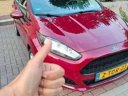 Rood Gebruikt 2014 Ford Fiesta Style Hatchback | € 4.650 (Goede deal)