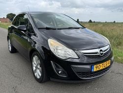 Zwart Gebruikt 2012 Opel Corsa Edition Hatchback | € 2.250 (Eerlijke prijs)