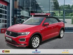 Rood Gebruikt 2020 VW T-Roc Cabriolet R-line Cabriolet | € 29.950 (Eerlijke prijs)