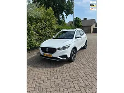 Wit Gebruikt 2021 MG ZS Luxury Sedan | € 15.450 (Goede deal)