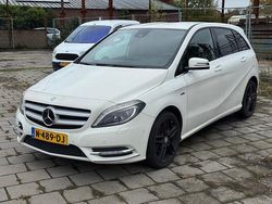 Wit Gebruikt 2011 Mercedes B180 Ambition MPV | € 4.450 (Super prijs)