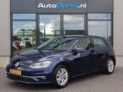 Blauw, andere lak Gebruikt 2019 VW Golf VII Comfortline Hatchback | € 17.945 (Eerlijke prijs)