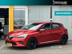 Rood Gebruikt 2022 Renault Clio V Zen Hatchback | € 17.450 (Goede deal)
