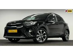 Zwart, metallic lak Gebruikt 2019 Kia Stonic SUV | € 16.995 (Eerlijke prijs)