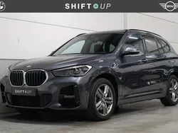 Grijs Gebruikt 2022 BMW X1 M Sport SUV | € 32.940 (Eerlijke prijs)
