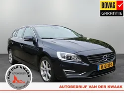 Blauw Gebruikt 2017 Volvo V60 Summum Stationwagen | € 20.450 (Eerlijke prijs)