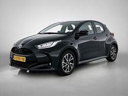 Zwart, metallic lak Gebruikt 2024 Toyota Yaris Hatchback | € 22.245 (Eerlijke prijs)
