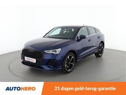 Blauw (metallic) Gebruikt 2023 Audi Q3 Sportback Business SUV | € 32.949