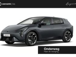 Rood Nieuw 2025 Kia EV4 GT-Line Hatchback | € 47.420 (Iets duurder)