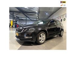 Zwart Gebruikt 2018 Skoda Octavia Business Line Stationwagen | € 13.999 (Goede deal)