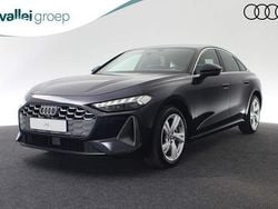 Blauw (metallic) Nieuw 2025 Audi A5 Advanced Sedan | € 49.900 (Goede deal)