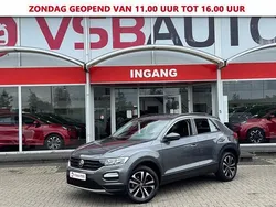 Grijs Gebruikt 2021 VW T-Roc United SUV | € 19.750 (Eerlijke prijs)