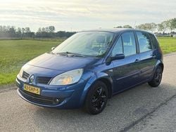 Blauw Gebruikt 2008 Renault Scénic II Business MPV | € 1.350 (Eerlijke prijs)