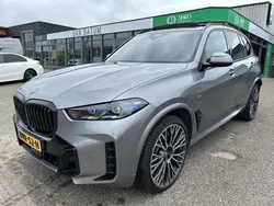 Grijs Gebruikt 2023 BMW X5 M Sport SUV | € 87.750 (Goede deal)