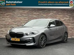 Grijs Gebruikt 2022 BMW 120 M Sport Hatchback | € 28.950 (Eerlijke prijs)