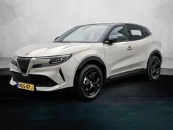 Grijs Nieuw 2025 Alfa Romeo Junior Edizione Speciale SUV | € 36.920