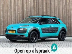 Blauw, metallic lak Gebruikt 2016 Citroën C4 Cactus PureTech Hatchback | € 7.450 (Eerlijke prijs)