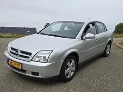 Grijs Gebruikt 2002 Opel Vectra Elegance Sedan | € 899 (Goede deal)