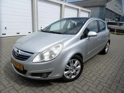 Grijs Gebruikt 2007 Opel Corsa Cosmo Hatchback | € 2.499 (Super prijs)