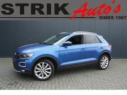 Blauw Gebruikt 2019 VW T-Roc Style SUV | € 19.989 (Eerlijke prijs)