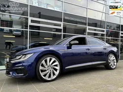 Blauw Gebruikt 2018 VW Arteon R-line Hatchback | € 21.950 (Eerlijke prijs)