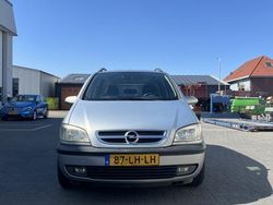 Grijs Gebruikt 2003 Opel Zafira Elegance MPV | € 1.250 (Goede deal)