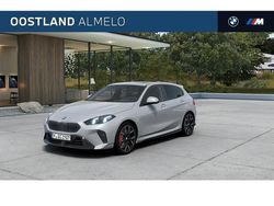 Grijs Nieuw 2025 BMW 120 Comfort Edition Hatchback | € 58.324 (Duur)