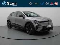 Grijs Gebruikt 2024 Renault Mégane Evolution Hatchback | € 29.490 (Eerlijke prijs)