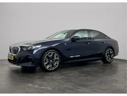 Blauw kruisend verkeer detectie Gebruikt 2023 BMW i5 M Sport Sedan | € 61.880 (Iets duurder)