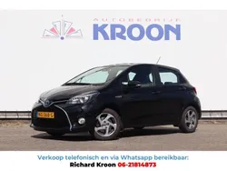 Zwart Gebruikt 2017 Toyota Yaris Trend Hatchback | € 14.450 (Eerlijke prijs)