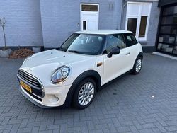Wit Gebruikt 2015 Mini ONE Hatchback | € 8.495 (Goede deal)