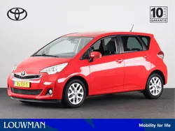 Rood Gebruikt 2014 Toyota Verso-S MPV | € 14.445 (Iets duurder)
