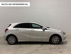 Grijs Gebruikt 2017 Mercedes A200 AMG Hatchback | € 13.995 (Goede deal)