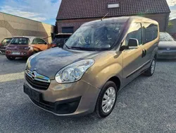 Bruin Gebruikt 2016 Opel Combo Enjoy MPV | € 10.400