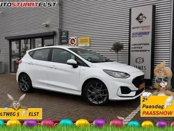 Wit Gebruikt 2022 Ford Fiesta ST-Line Hatchback | € 16.500 (Goede deal)