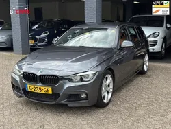Grijs Gebruikt 2019 BMW 318 M Sport Stationwagen | € 15.999 (Iets duurder)