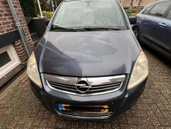 Gebruikt 2009 Opel Zafira | € 2.900