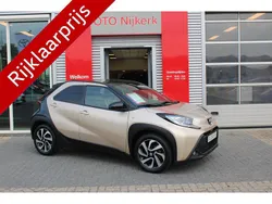 Bruin Gebruikt 2023 Toyota Aygo Limited Hatchback | € 21.400 (Eerlijke prijs)