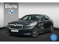 M carbonschwarz metallic (zwart metallic) Gebruikt 2025 BMW i5 Comfort Edition Sedan | € 97.450