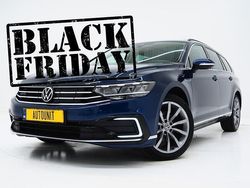 Blauw (metallic) Gebruikt 2021 VW Passat GTE Stationwagen | € 22.840 (Eerlijke prijs)