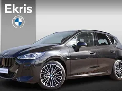 Zwart, metallic lak Gebruikt 2025 BMW 225 Active Tourer M Sport MPV | € 54.900 (Duur)