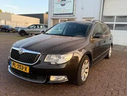 Zwart Gebruikt 2013 Skoda Superb Business Line Stationwagen | € 4.750 (Iets duurder)
