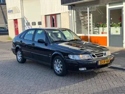 Zwart Gebruikt 2002 Saab 9-3 Hatchback | € 750