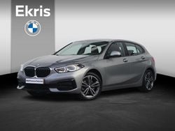 Grijs Gebruikt 2023 BMW 118 Comfort Edition Hatchback | € 24.900 (Goede deal)