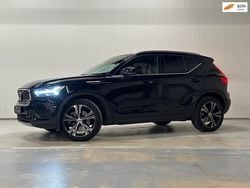 Zwart Gebruikt 2021 Volvo XC40 Inscription SUV | € 31.900 (Eerlijke prijs)