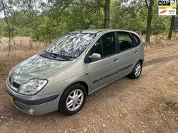 Groen Gebruikt 2002 Renault Scénic Sportway MPV | € 1.250 (Eerlijke prijs)