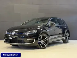 Zwart Gebruikt 2015 VW Golf VII GTE Hatchback | € 10.880 (Goede deal)