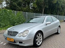 Gebruikt 2003 Mercedes C180 | € 2.950 (Eerlijke prijs)
